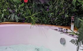 SUITE Roch'amore troglodyte Romantique et Unique
